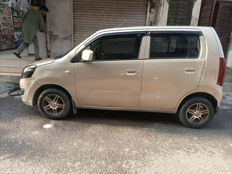 Suzuki Wagon R 2014 3