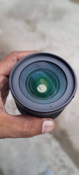 SIGMA 16MM 1.4 SONY E MOUNT LENSE (JUST LIKE NEW) 1