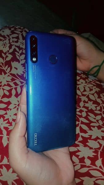 tecno spark 4 3 32 0