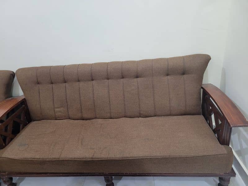 5 seater sofe set in just 25,000 4