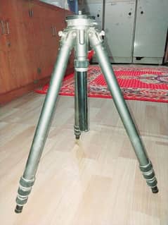 tripod