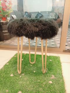 urgent sale brand new fur stools with steel legs