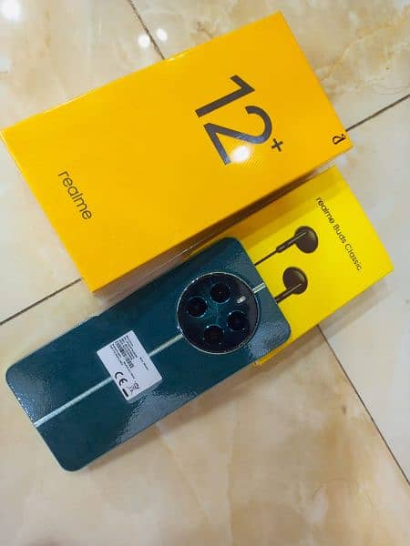 realme12+ 1