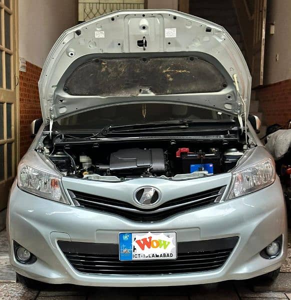 Toyota Vitz 2012 6