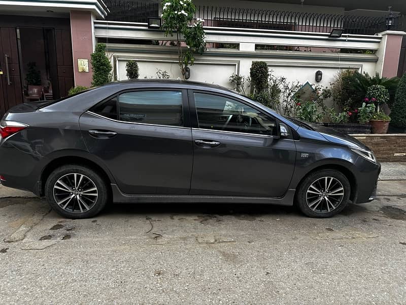 Toyota Altis Grande 2018 6