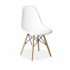 white chair dining/desktop scandinavian style