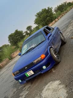 Nissan Sunny 1993