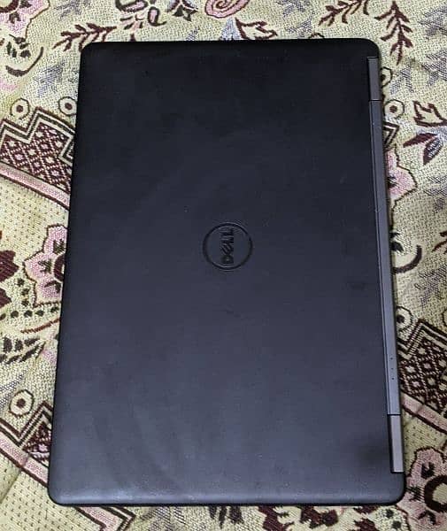 Dell laptop Core i5 Gen 5 1