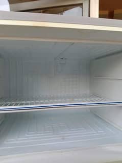 medium size dawlance refrigerator