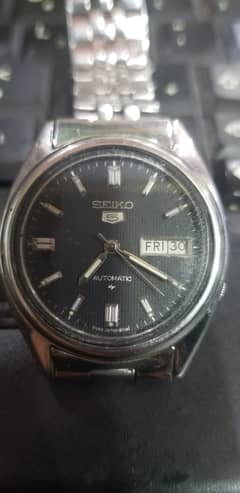 SEIKO STAINLESS STEEL WATCH BLACK DIAL 0