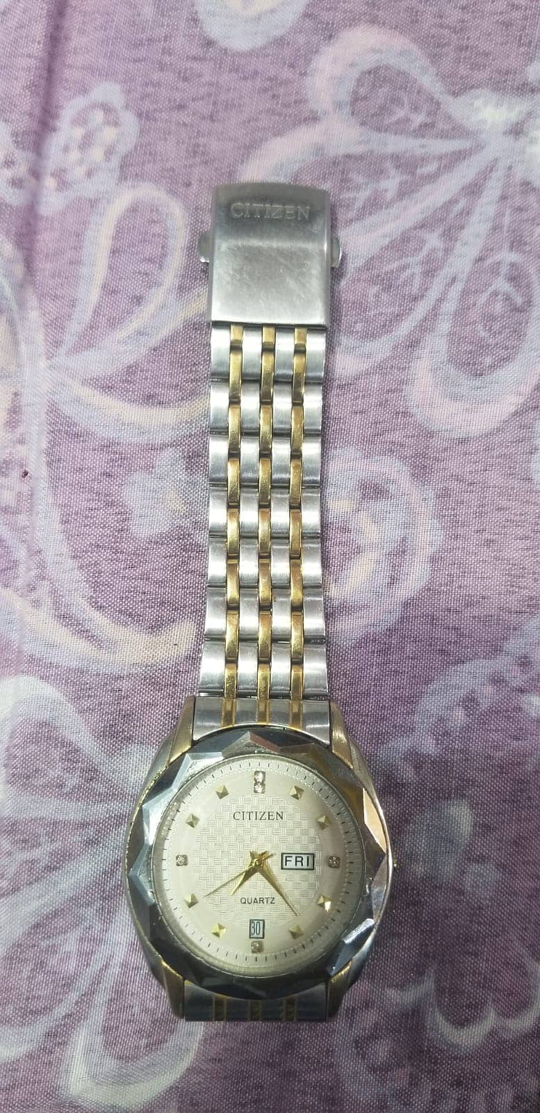 CITIZEN STAINLESS STEEL WATCH 1