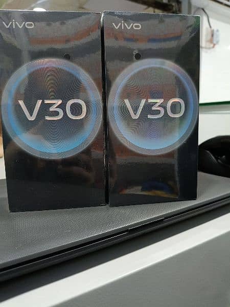 VIVO V30 12/256 Aqua Green Color 0