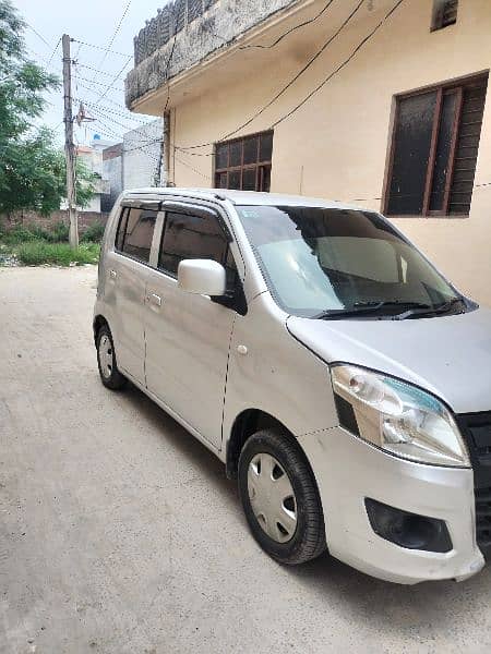 Suzuki Wagon R 2019 4