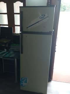 selling used fridge