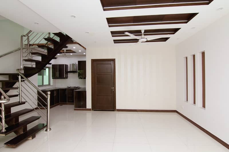 5 Marla Spanish Villa's for sale in Rehman Arcade (Alfalah Town) | 1 Year Installments Available | (Gated Cummunity) 2