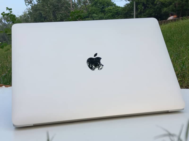 MacBook M1 Air 2020 16gb ram 2