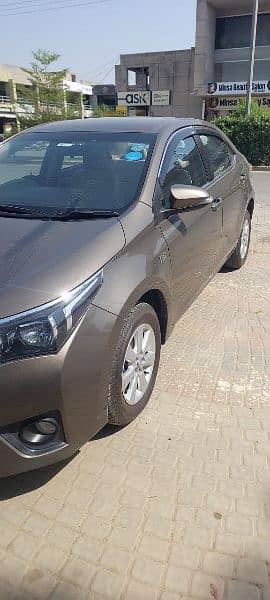 Toyota Corolla Altis 2016 12