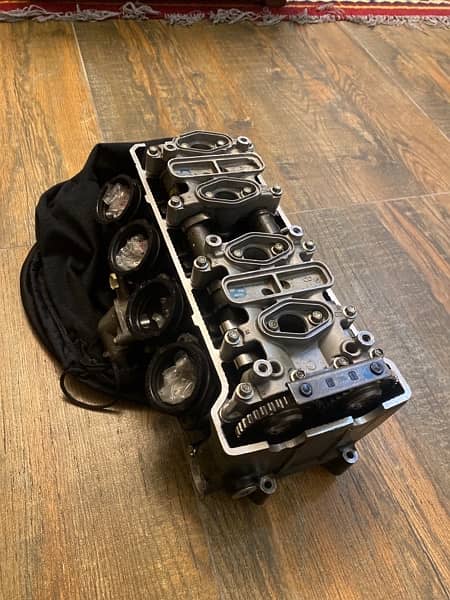 suzuki gsxr 600cc engine head for sale in mint condition 1