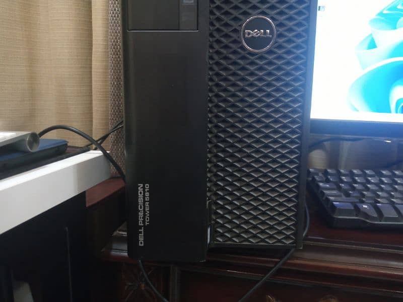 Dell Precision Tower 5810 2