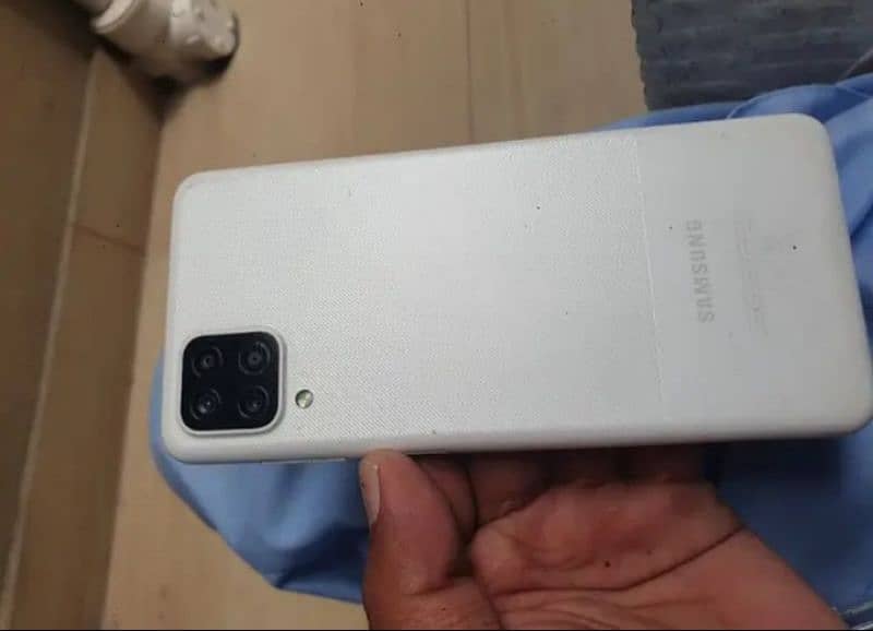 Samsung A12 1