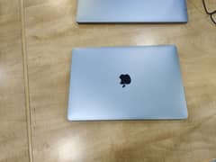 Macbook  pro 13 check 2018