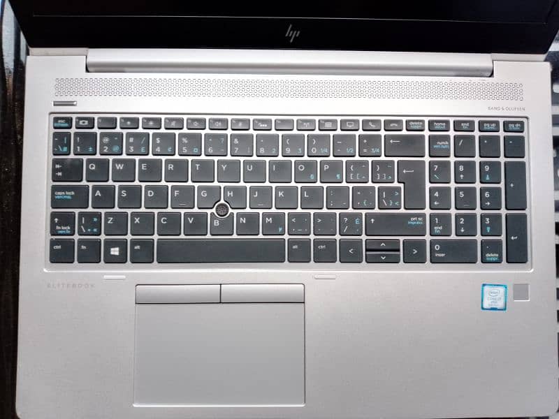 HP EliteBook 850 G5 Core i7-8650U 16GB RAM 512 SSD 2