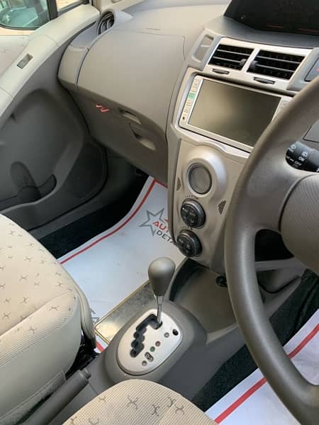 Toyota Vitz 2008 3