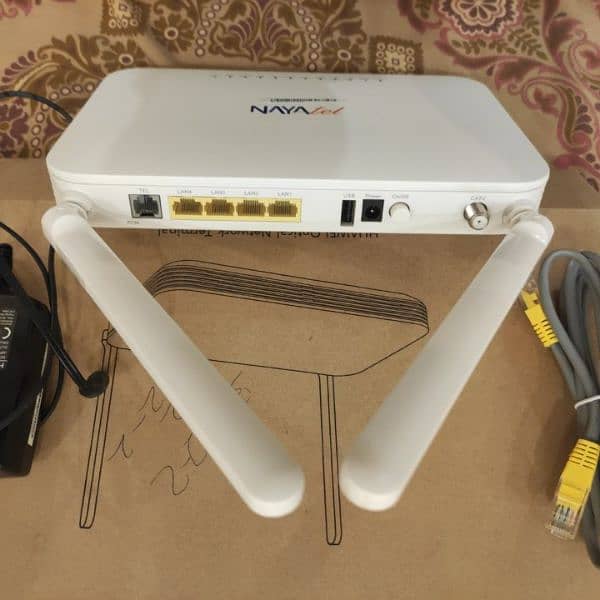 Huawei OptiXstar WiFi Router | GPON Terminal | Fiber Optic WiFi Device 2