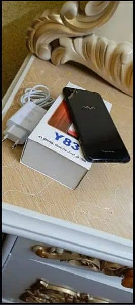 vivo y83 6GB/128 03213832048 7