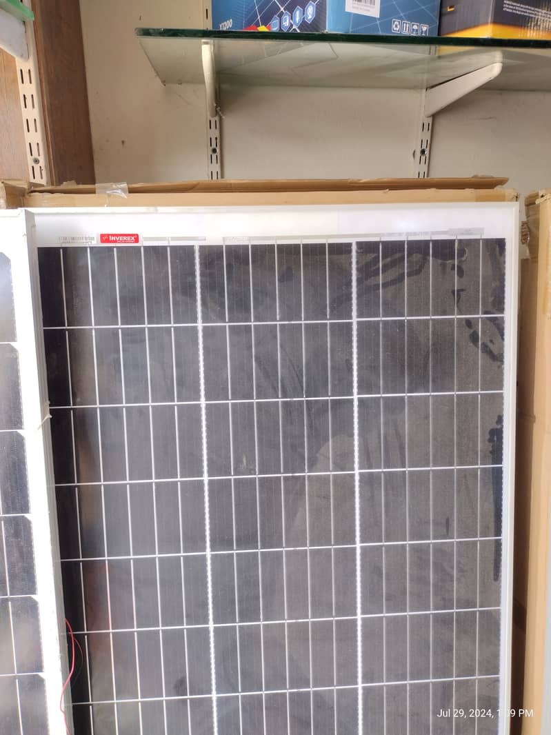 180 w jinko solar panel 0