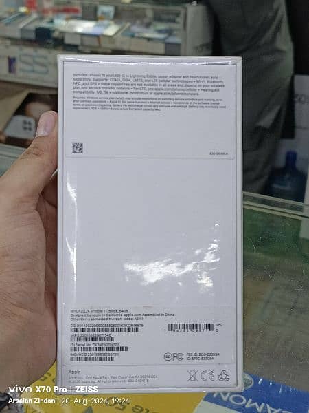 iPhone 11 64Gb Jv Non PTA Non Active Box Pack 8