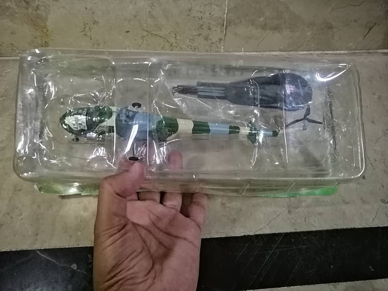 Brand new aeroplane jet fighter helicopter vintage diecast 6