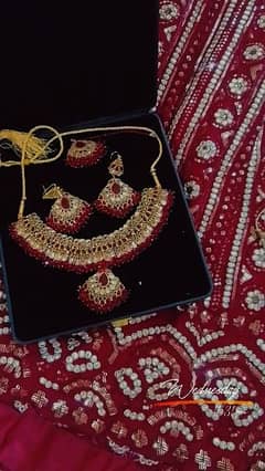 jewellery set