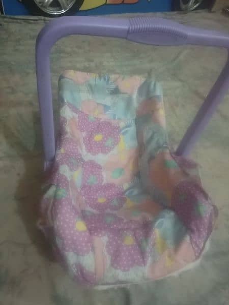 Baby Carry Cot 2