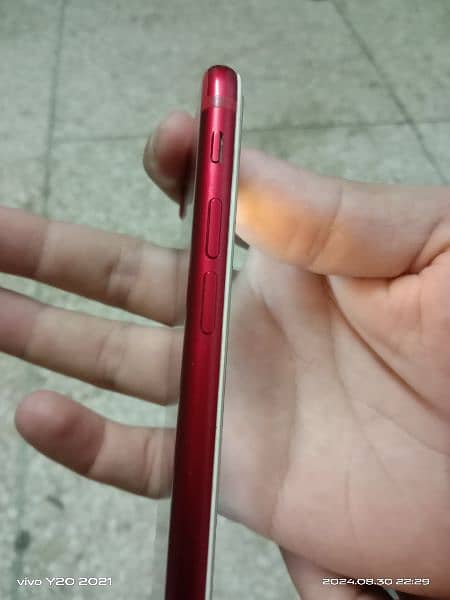 i phone 7 Red Color PTA Appored 128 GB Battery Health 100 Pannel Break 1