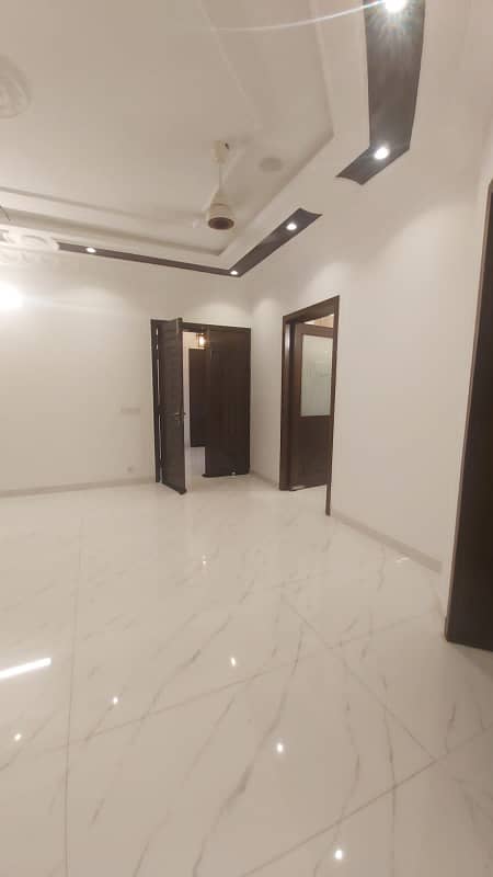 Ten Marla Upper Portion in Bahria Town Lahore 11