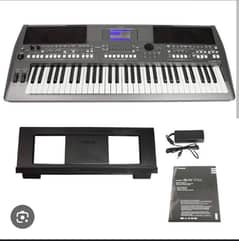 Professional Yamaha s670 keyboard 0