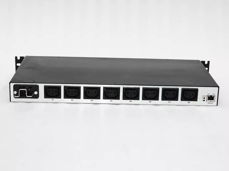 VMR-8HS20-2 Outlet Metered PDU 20A 208V (8)C13 1