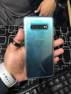 SAMSUNG S10+