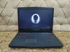 DELL Alienware 17 R4 - i7 7th HQ - GTX 1070 8GB