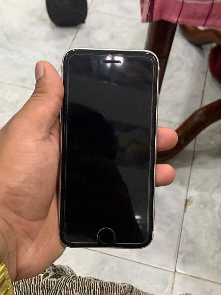 Apple iPhone Se2020 64Gb non jv 1