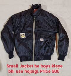 2 Jacket aur clothes used