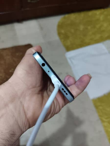 oppo F21 5g 3