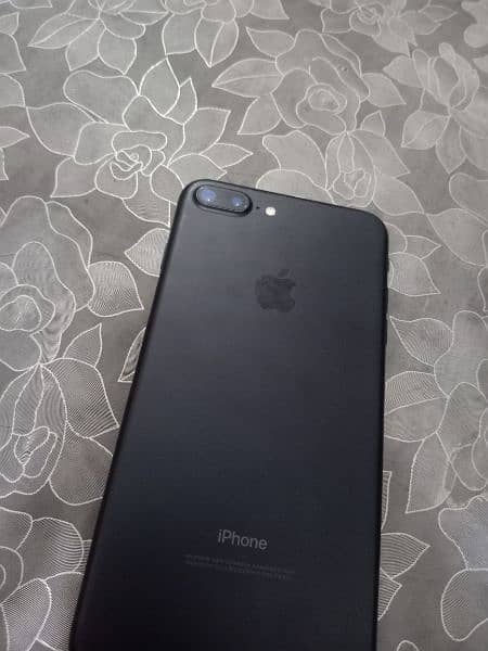 iPhone 7 Plus (128 GB PTA Approved) 0