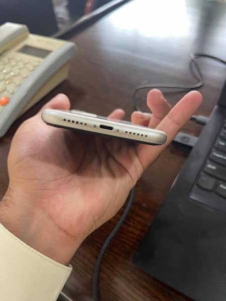 iphone 11 pta 5