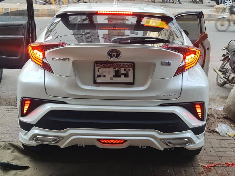 Toyota C-HR 2019 4