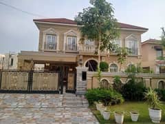 One kanal Brand New House Availaable For Rent With Basement 0