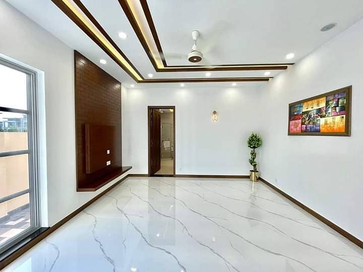 One kanal Brand New House Availaable For Rent With Basement 4