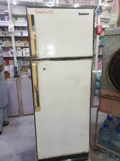 Dawlance medium size fridge