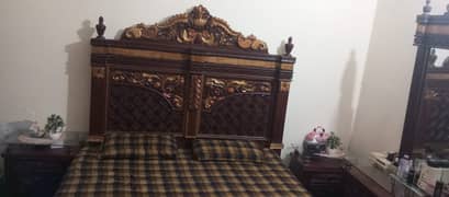 Bed set/double bed set/wooden bed/king size bed/bedroom furniture